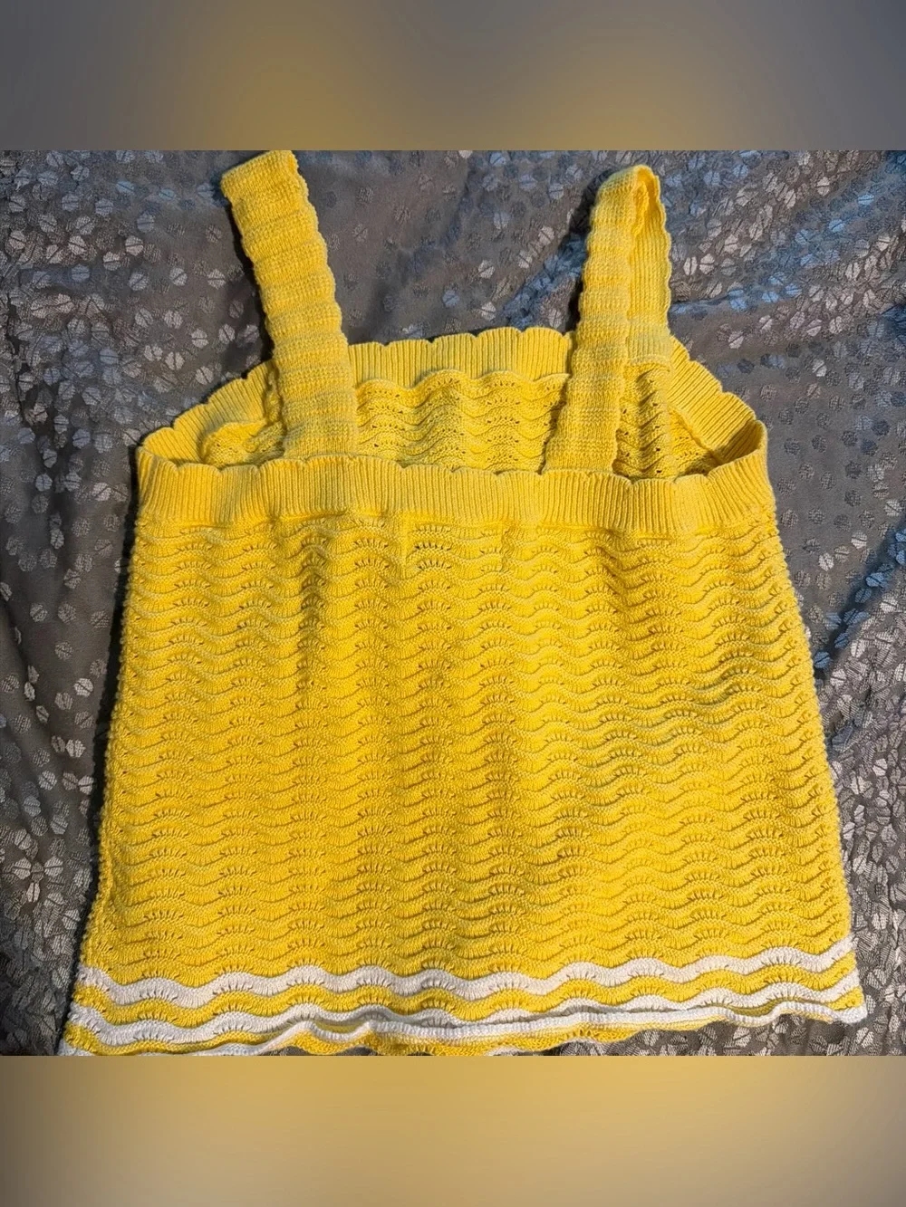 Old Navy Bright Yellow Knit Scallop-Trim Camisole